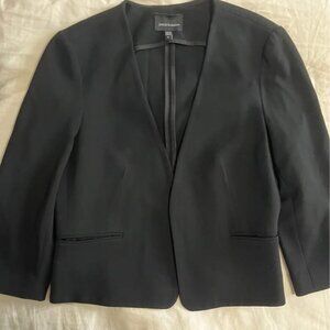 Judith and Charles classy Cropped blazer size 8